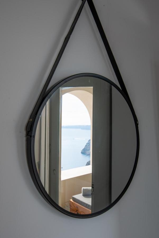 Aparthotel Caldera Cliff Illusion Fira  Exterior foto