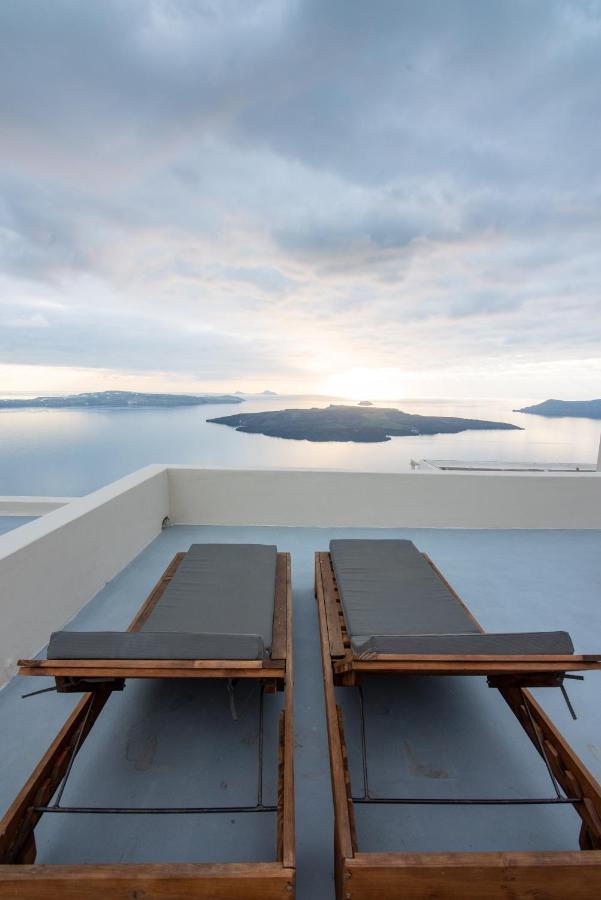 Aparthotel Caldera Cliff Illusion Fira  Exterior foto